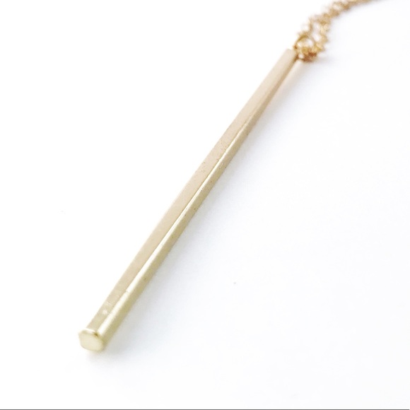 🌻5 FOR $25🌻 Vertical Gold Bar Chain Necklace - Picture 4 of 4